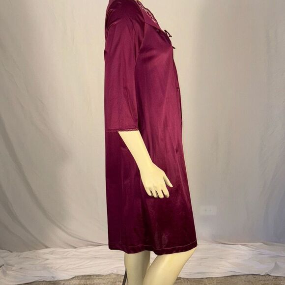 Vintage Montgomery Ward Women's Long NyyRobe Buttons Pocket Size Small - Picture 8 of 14